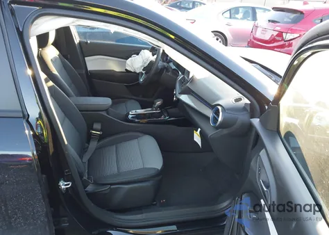 2025 Chevrolet Trax Fwd Lt из США, поврежденный, VIN KL77LHEP8SC334138